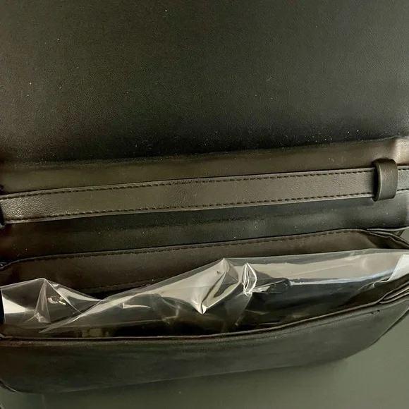 H&M Quilted Crossbody Purse Black - Picture 3 of 4